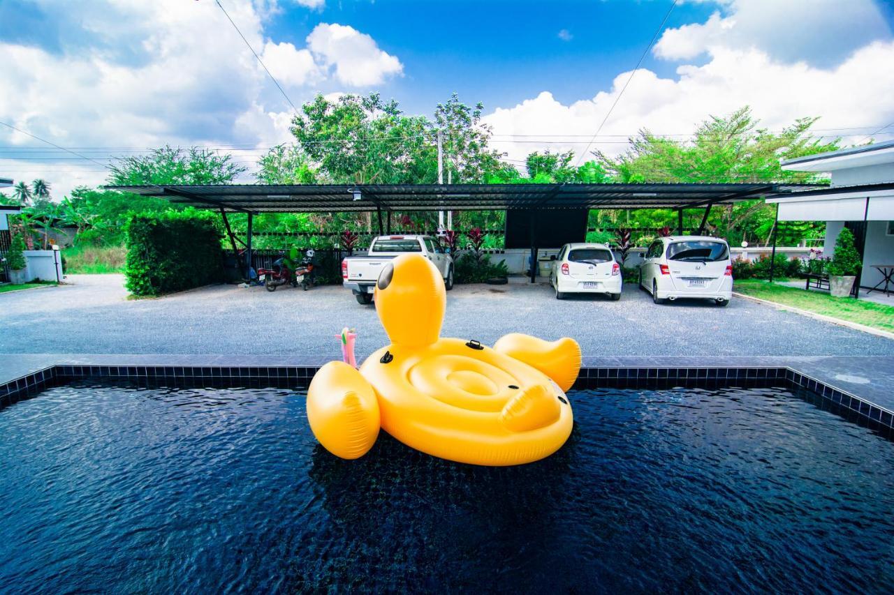 Oyo 533 Runya Poolvilla Prachuap Khiri Khan Extérieur photo