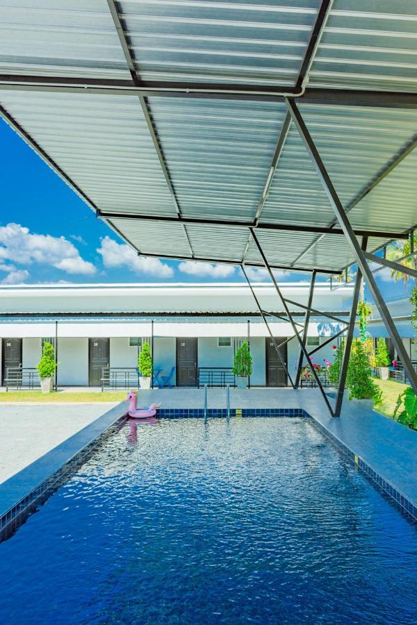 Oyo 533 Runya Poolvilla Prachuap Khiri Khan Extérieur photo